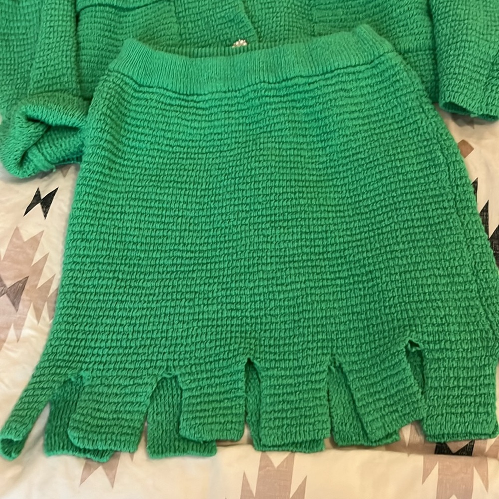 Source Unknown Two Piece Set - image 4